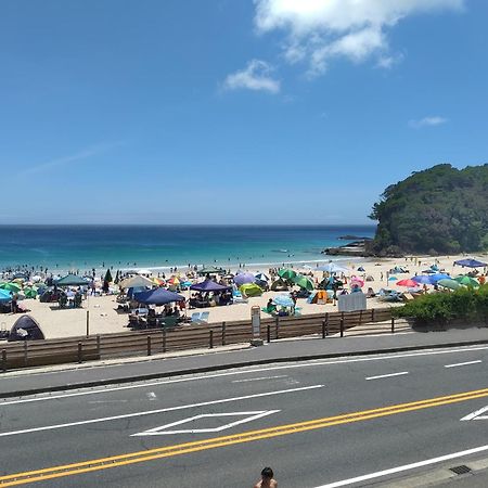 伊豆 白浜 ゲストハウス茉心 Shimoda  Extérieur photo