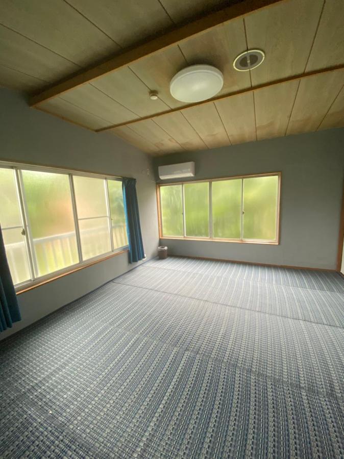 伊豆 白浜 ゲストハウス茉心 Shimoda  Extérieur photo