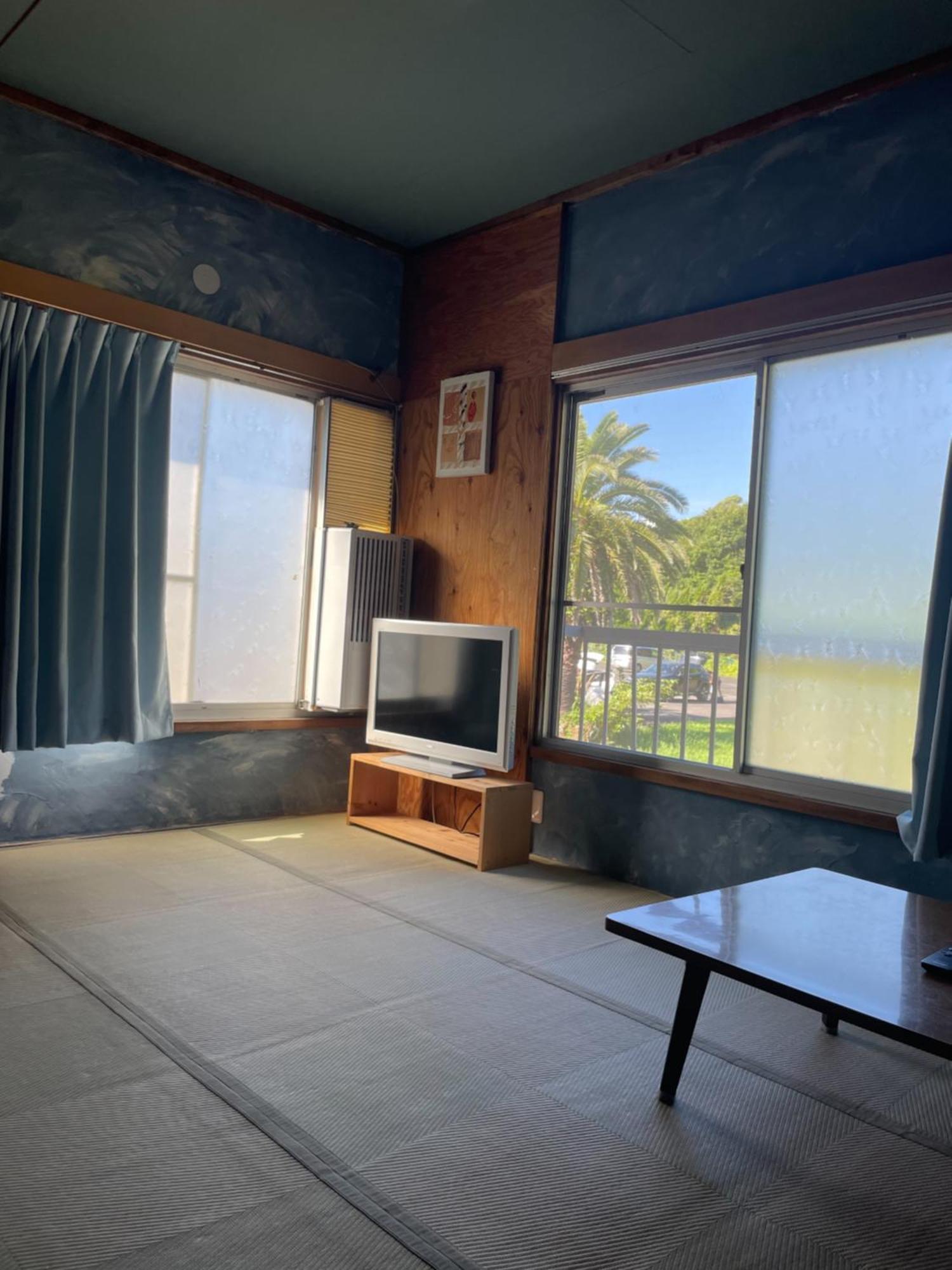 伊豆 白浜 ゲストハウス茉心 Shimoda  Extérieur photo
