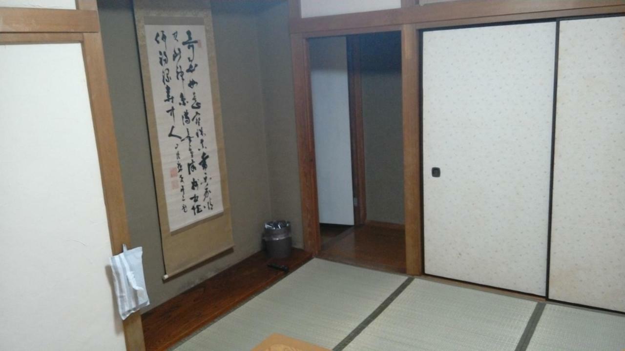 伊豆 白浜 ゲストハウス茉心 Shimoda  Extérieur photo