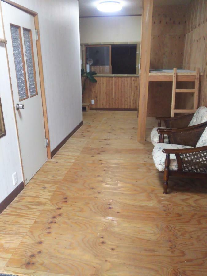 伊豆 白浜 ゲストハウス茉心 Shimoda  Extérieur photo